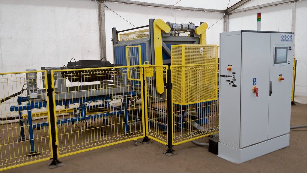 Special Rotomoulding Machines